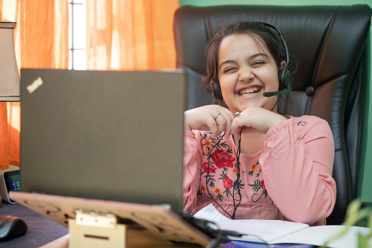 Data Entry: The Unsung Hero Of Data Intelligence - The Success Tools