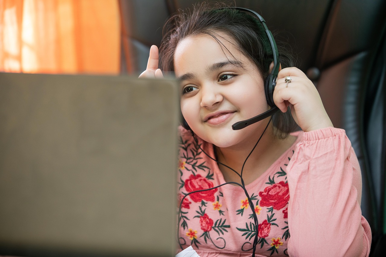 Microtasking Example Microtasking: Small Work, Big Data, Future Impact - The Success Tools